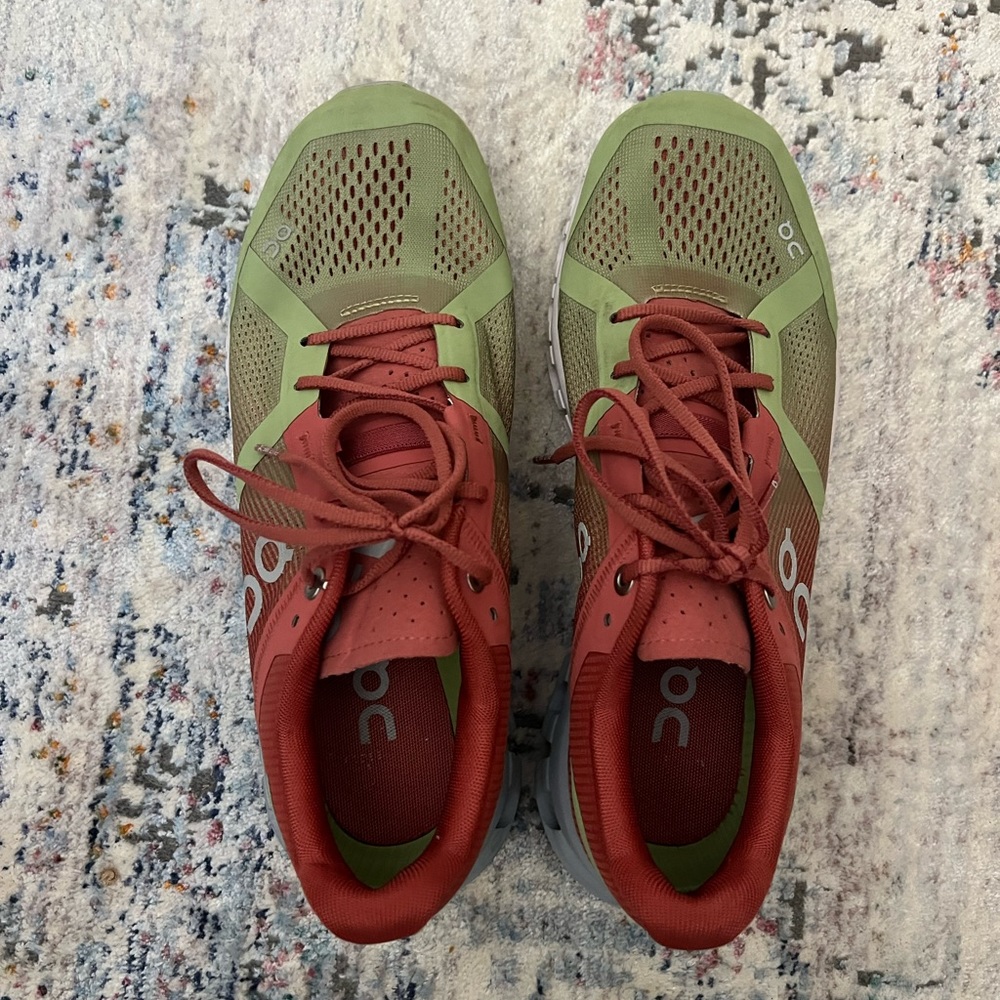 On Women’s Cloudflow V2 Running Shoes 🍉
